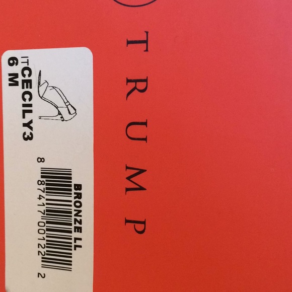 Ivanka Trump /size 6 special occasion shoes - Picture 5 of 5